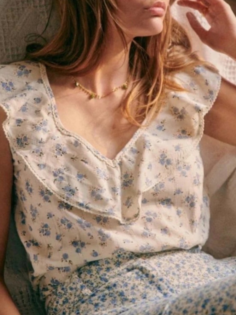 Sézane Gold Blouse in mini fleurs Blue - Size 36- US 4